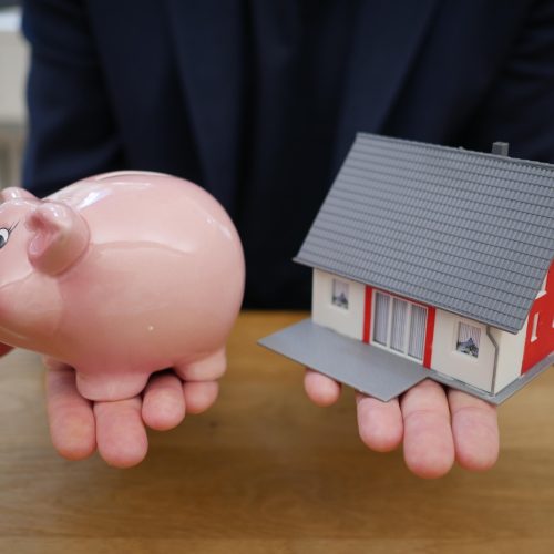 house finance, financing, cost, household, sale, investments, finance, debts, house, finance, finance, finance, finance, finance, Quanto costa ristrutturare un appartamento
